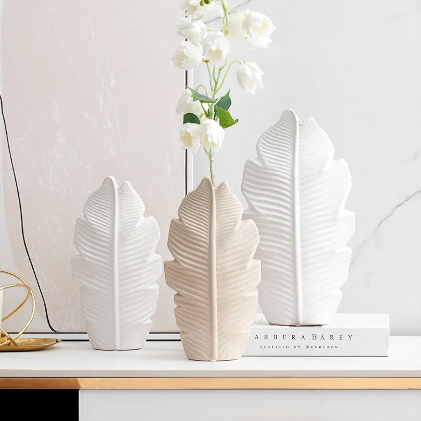 Alessia Vase